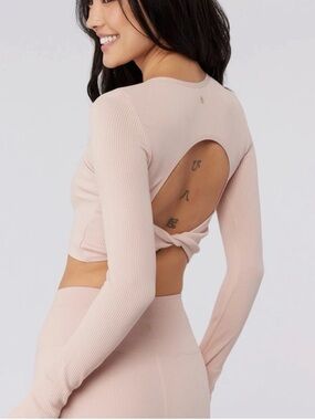 Spiritual Gangster Serene Twist Back Long Sleeve Top - M/L